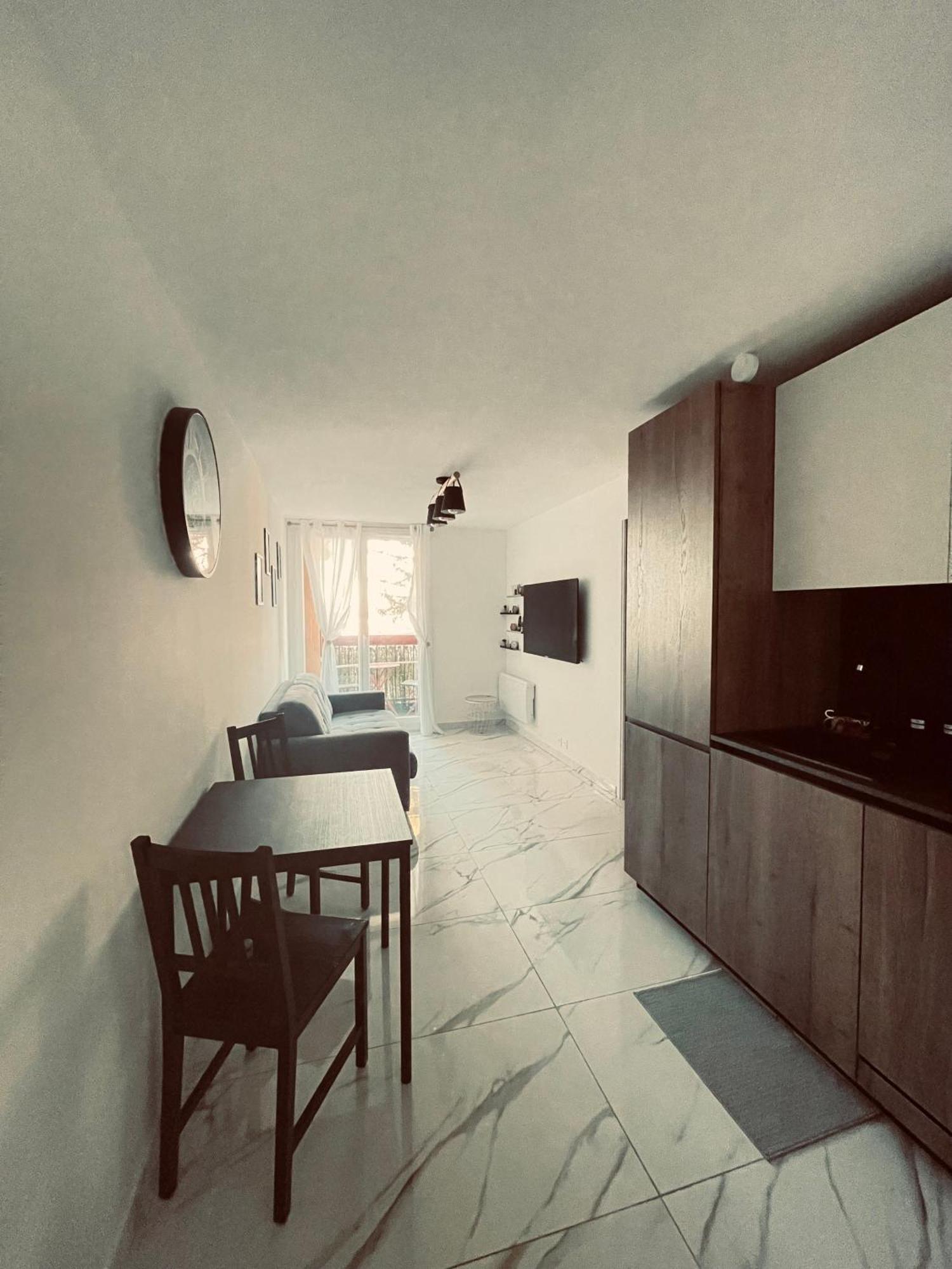 Le Niou, Appartement Avec Parking Gratuit Marselha Exterior foto